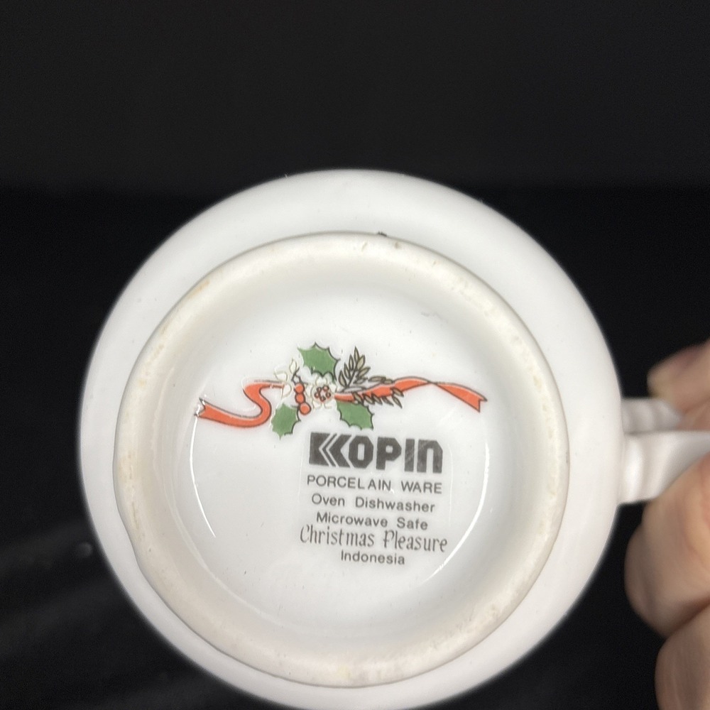 Kopin Christmas Pleasure Scalloped Red Trim Cup X1 - Picture 2 of 4